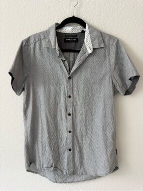 Kenneth Cole Light Gray Short-Sleeve Button-Down Shirt